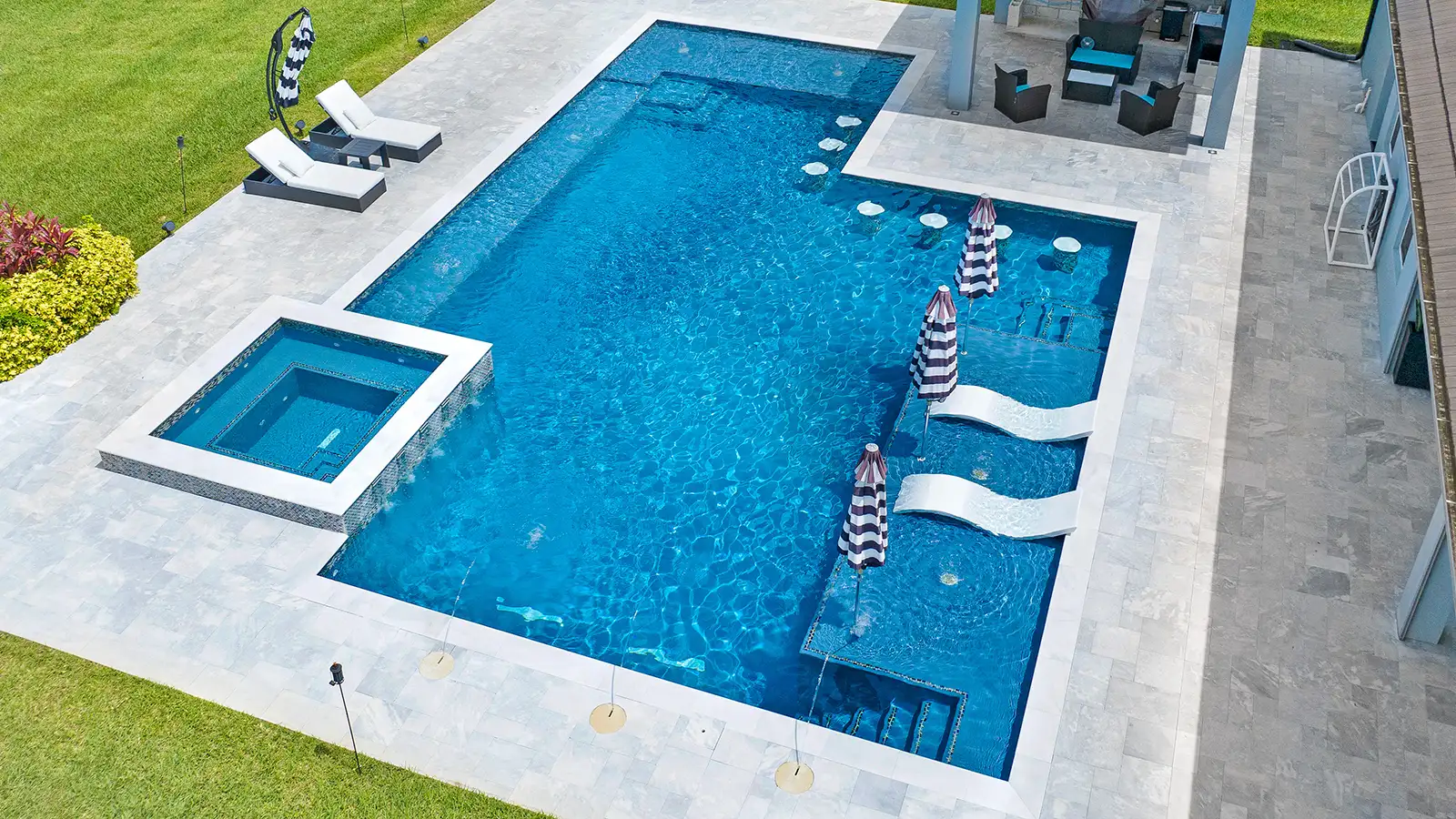 A custom built swimming pool by Water In Transit of Brevard County, FL